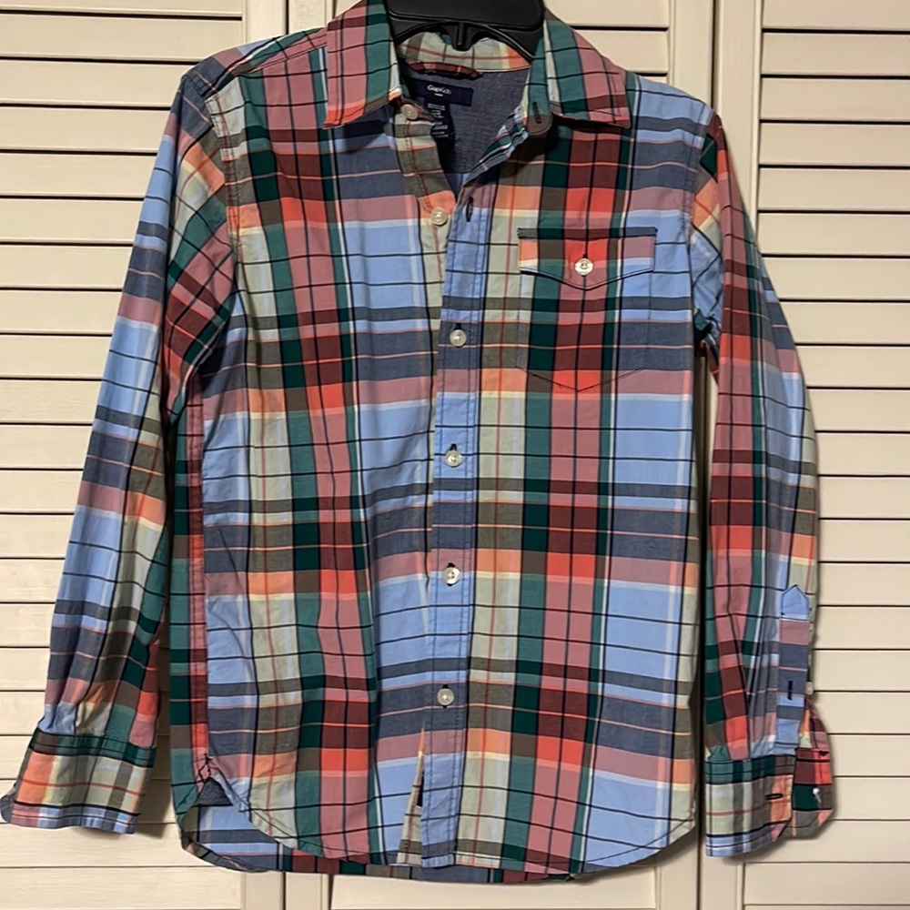 GAP boys button down long sleeve shirt
